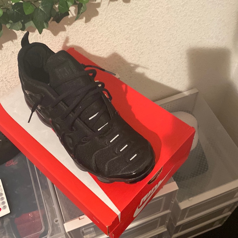 Vapor max plus